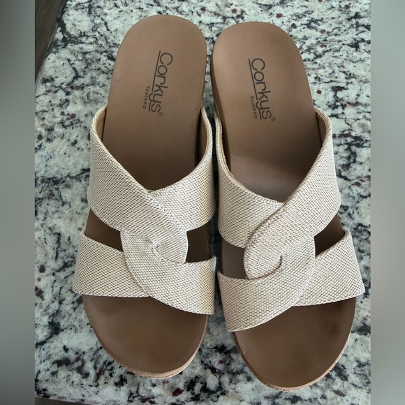 Corkys Shoes - Corkys Women's Cream Woven Sandals (gold thread intertwined)